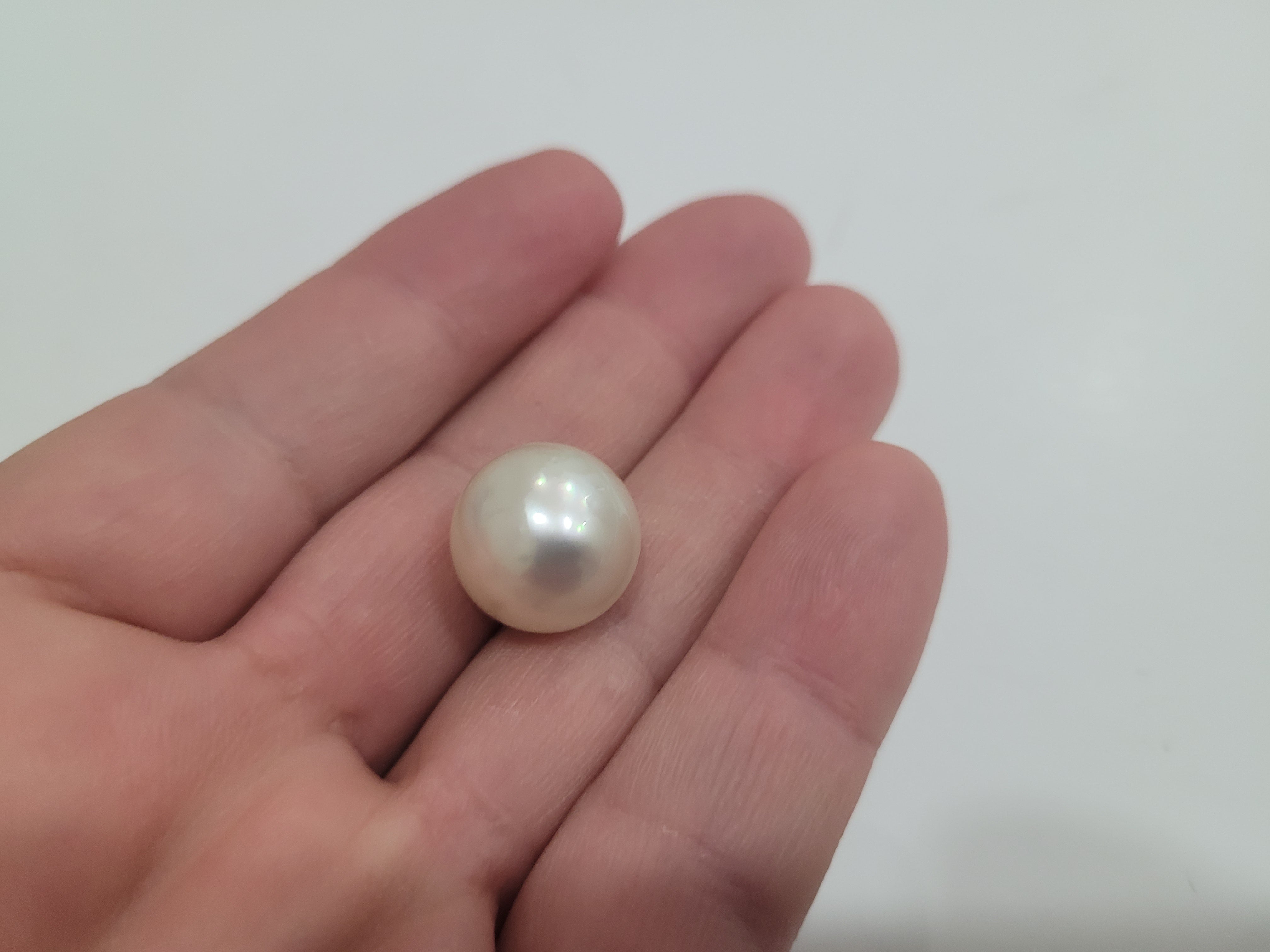 Golden South Sea Pearl 15 mm Round High Luster