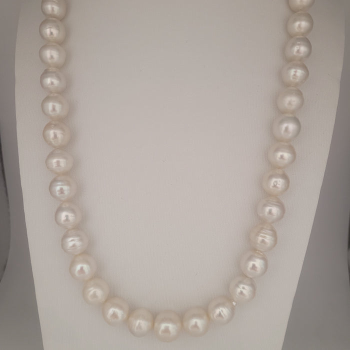 White South Sea Pearls 11-13 mm 18K Solid Gold