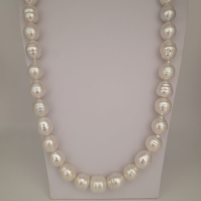 White South Sea Pearls 11-13 mm Very High Luster 18K Gold Clasp