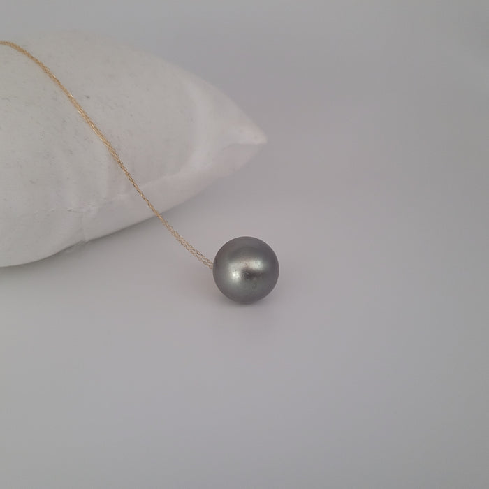 Tahiti Pearl 14 mm Round, 18K Solid Gold |  The South Sea Pearl |  The South Sea Pearl